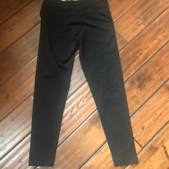DKNY Black Capri leggings - Picture 5 of 6